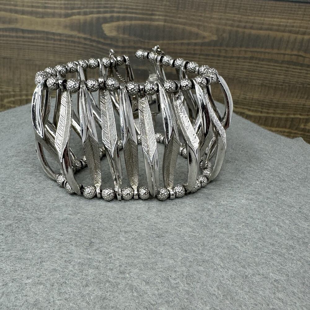 Vintage Crown Trifari Double Row Feather Silver Tone Ladder Cuff Bracelet